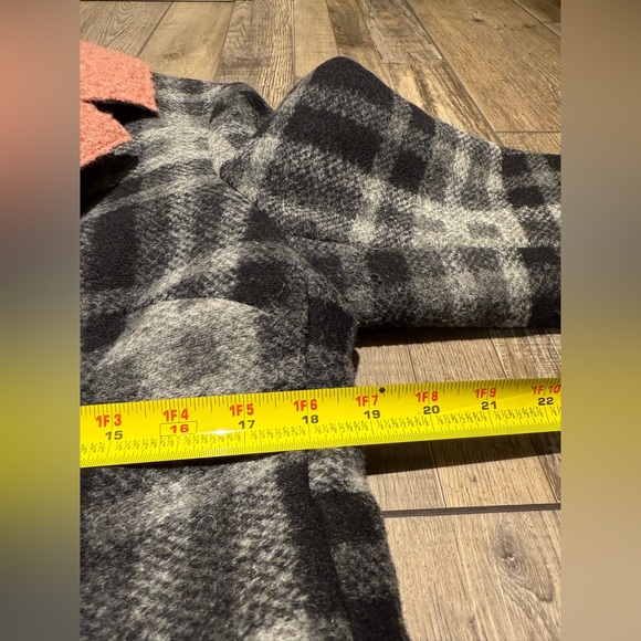 Sam Edelman Small Plaid Wool-Blend Coat with Pink Accents EUC - Picture 6 of 8